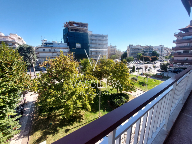 property-img